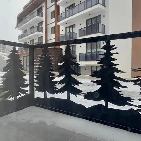 Black Elegant & Kop *