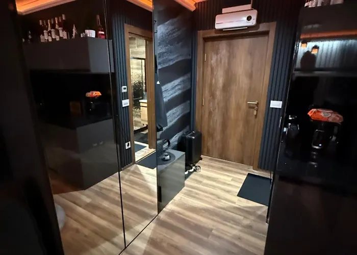 Black Elegant & Kop Apartman