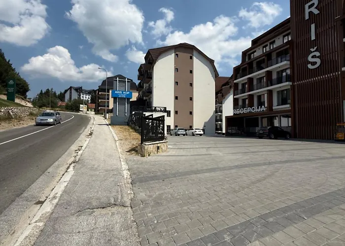 Black Elegant & Kop Apartman