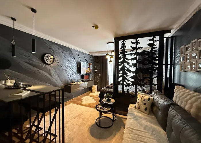 Black Elegant & Kop Apartman *